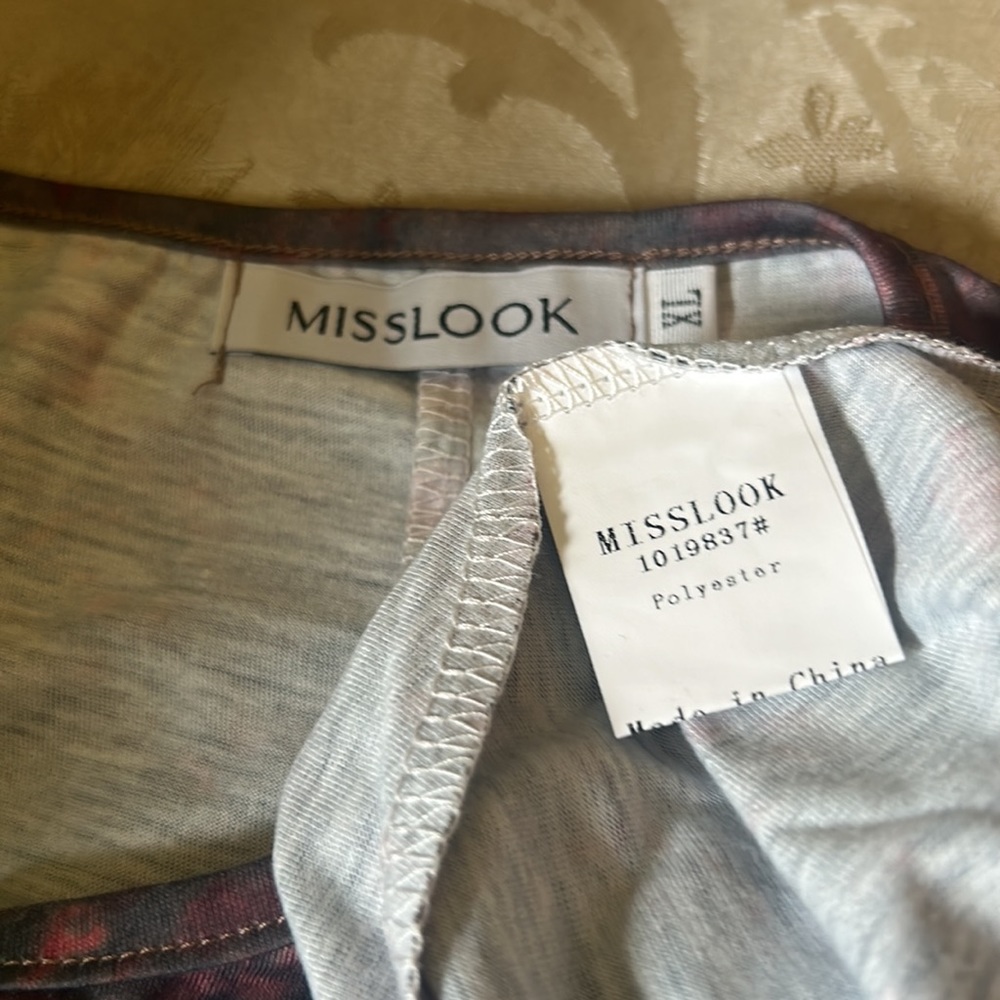 Misslook - Picture 5 of 5